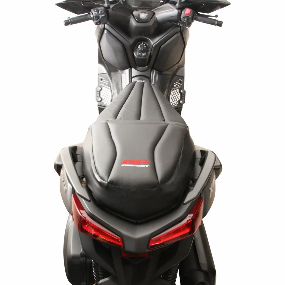 GP KOMPOZİT YAMAHA XMAX 250-400 2018-2026 UYUMLU MOTOSİKLET KONFOR SELE KILIFI SİYAH ürün görünümü 4