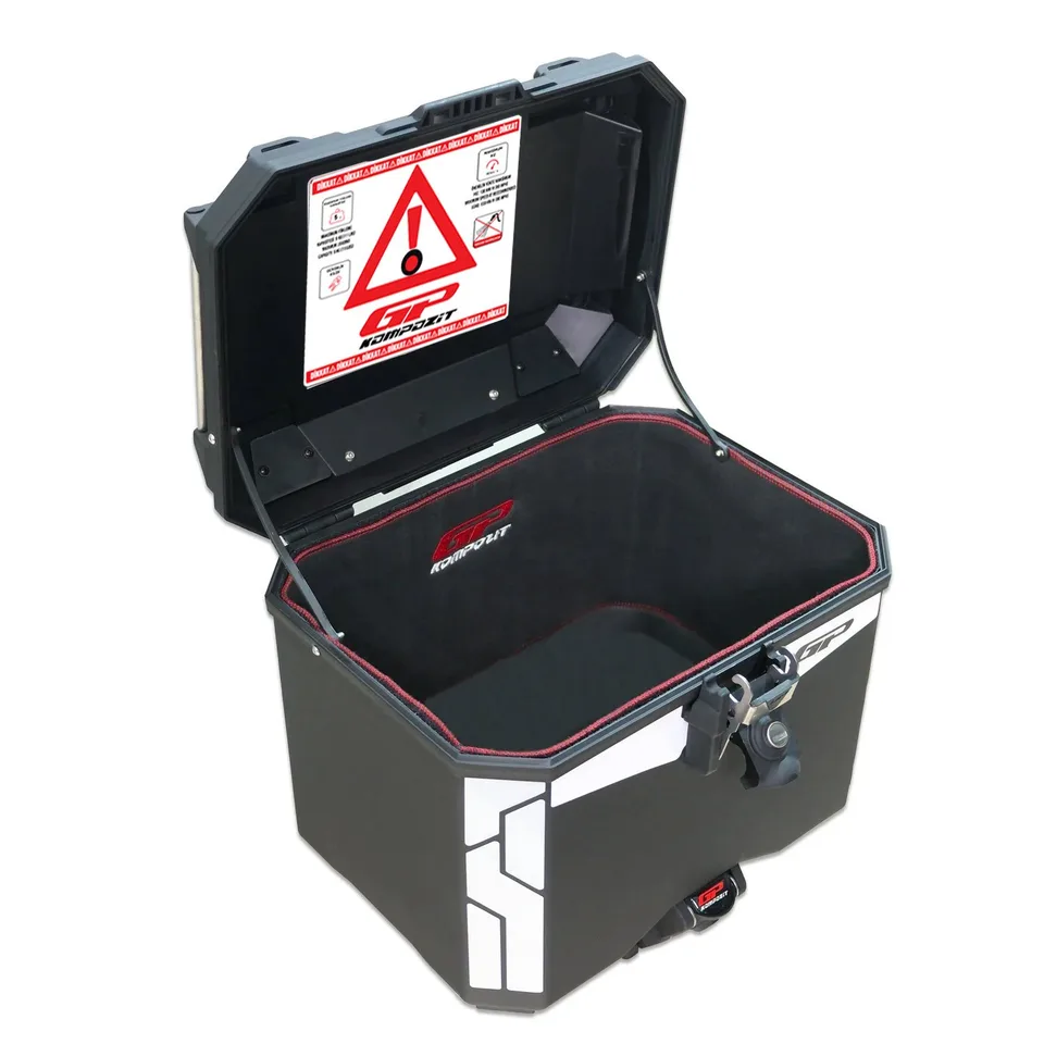 GP KOMPOZİT UNİVERSAL 33 LT PLASTİK MOTOSİKLET ÇANTASI SİYAH ürün görünümü 2